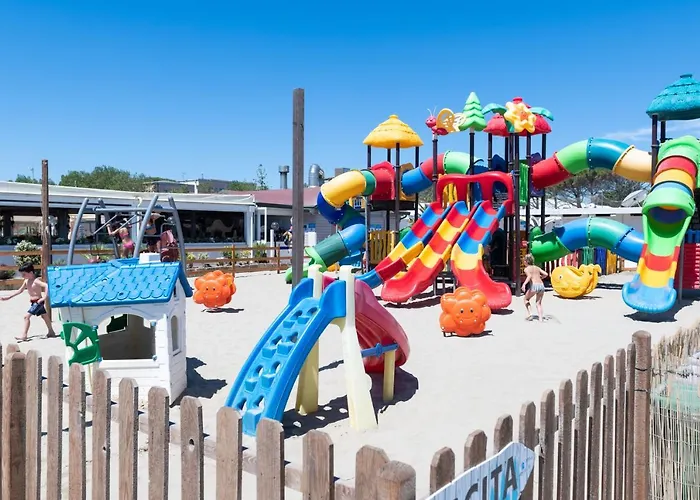 Village 3* 切塞纳蒂科